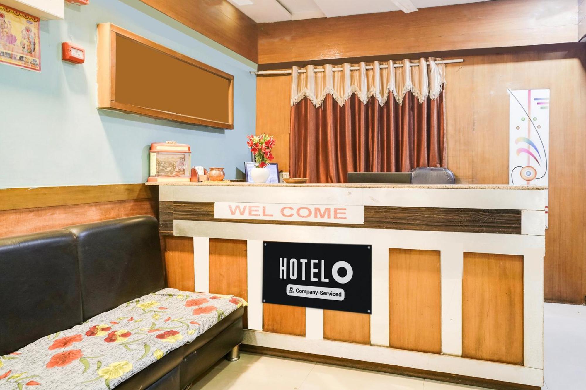 Hotel O Vanya Palace Ahmedabad Bagian luar foto